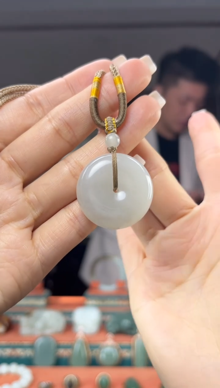 颈饰未镶嵌和田玉佩佩30mm左右