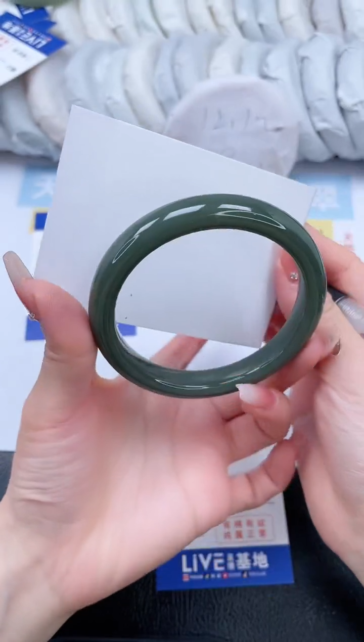 【闪购商品】和田玉手镯未镶嵌T262-62.2