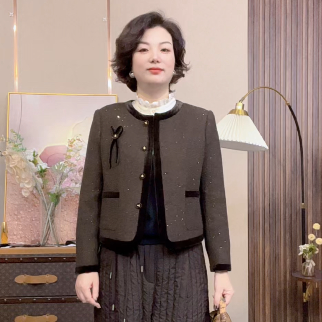 《林李上新》51111时尚网红小香风显瘦气质西装短款外套轻奢百搭