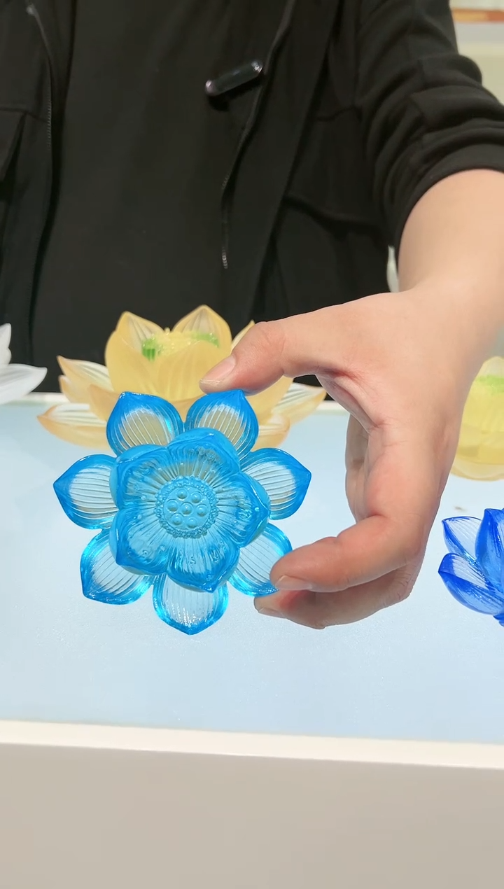 【闪购商品】茶宠古法琉璃莲花蓝色10