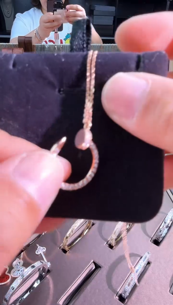 【闪购商品】钻石项链18K金镶嵌项链