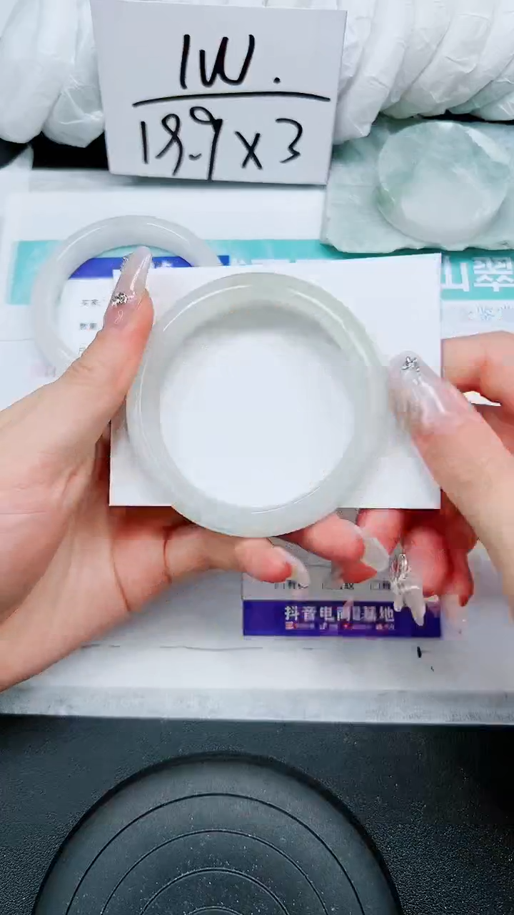 【闪购商品】石英质玉手镯未镶嵌A178-55`56`