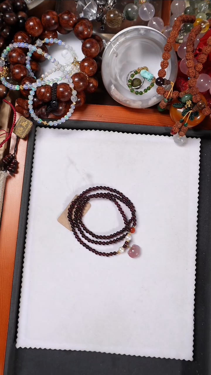 未镶嵌手链石榴石?****?手链