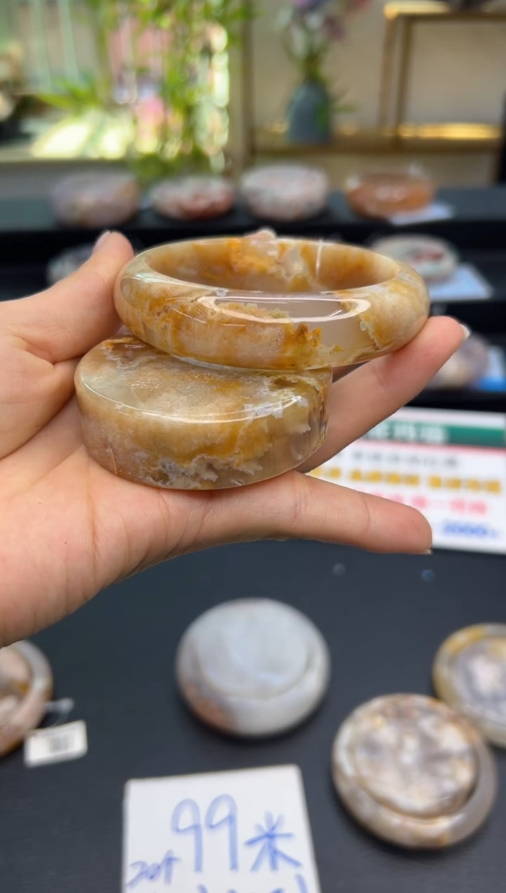 【闪购商品】石英质玉手镯未镶嵌A1360(64圈赠送镯心)