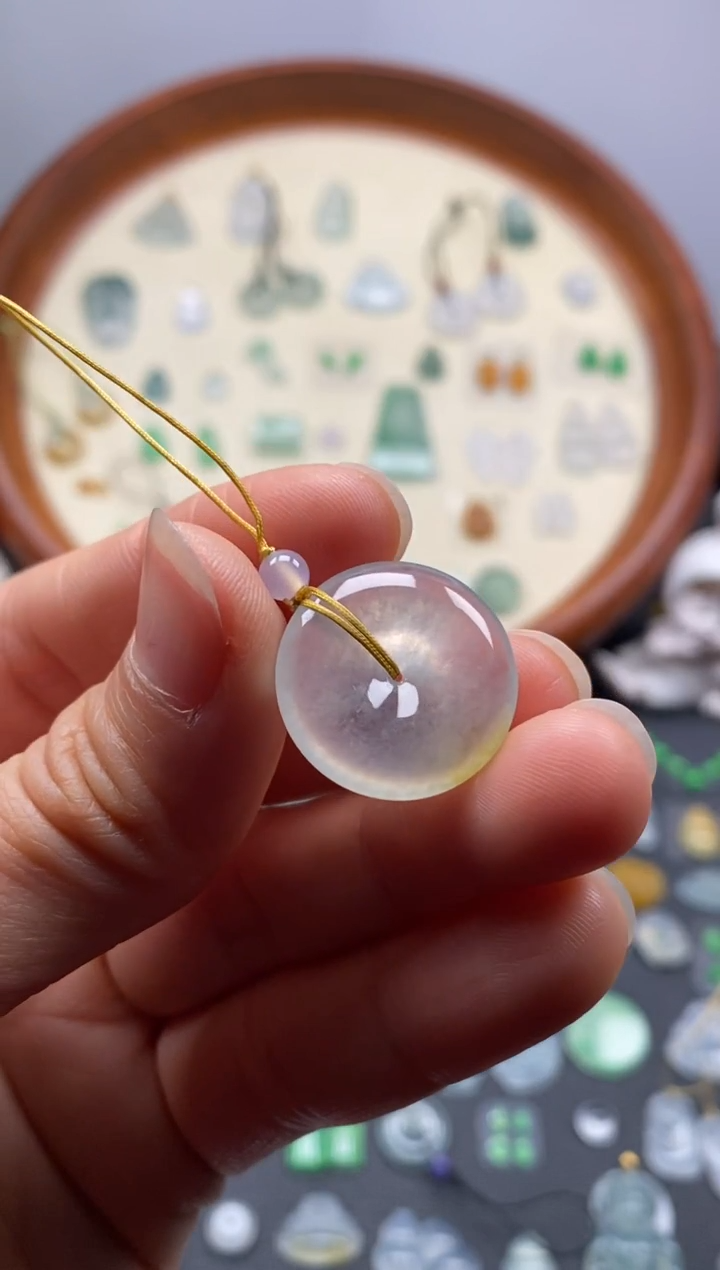 颈饰未镶嵌翡翠高冰黄翡扣子/芬