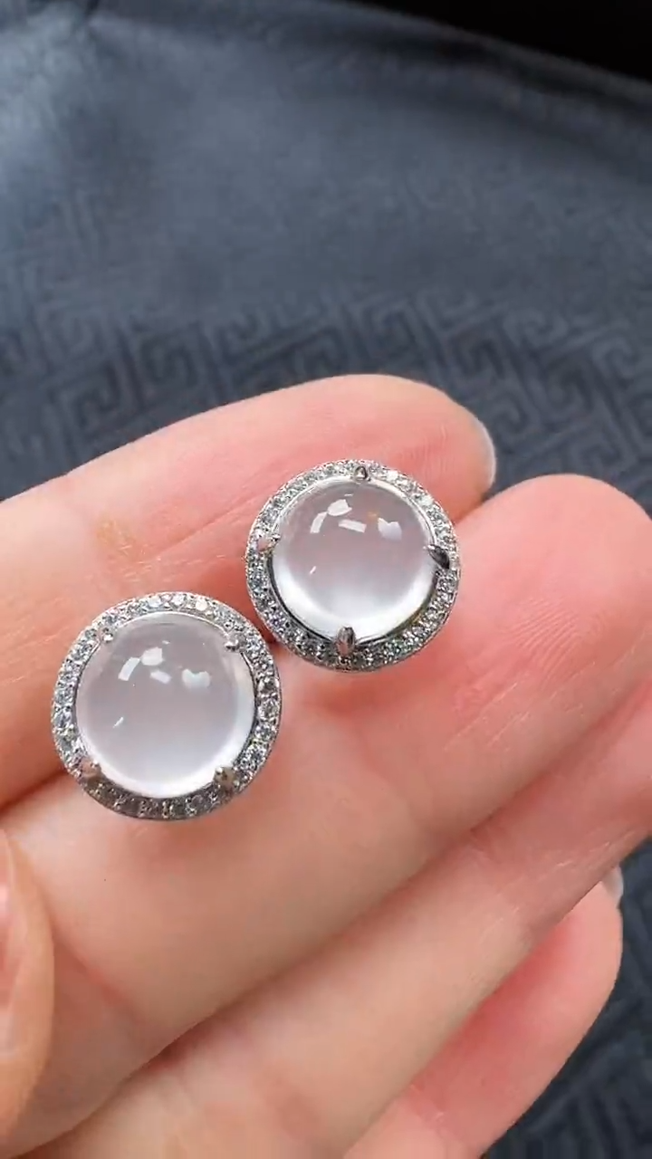 【闪购商品】石英质玉耳钉银S925镶嵌耳钉