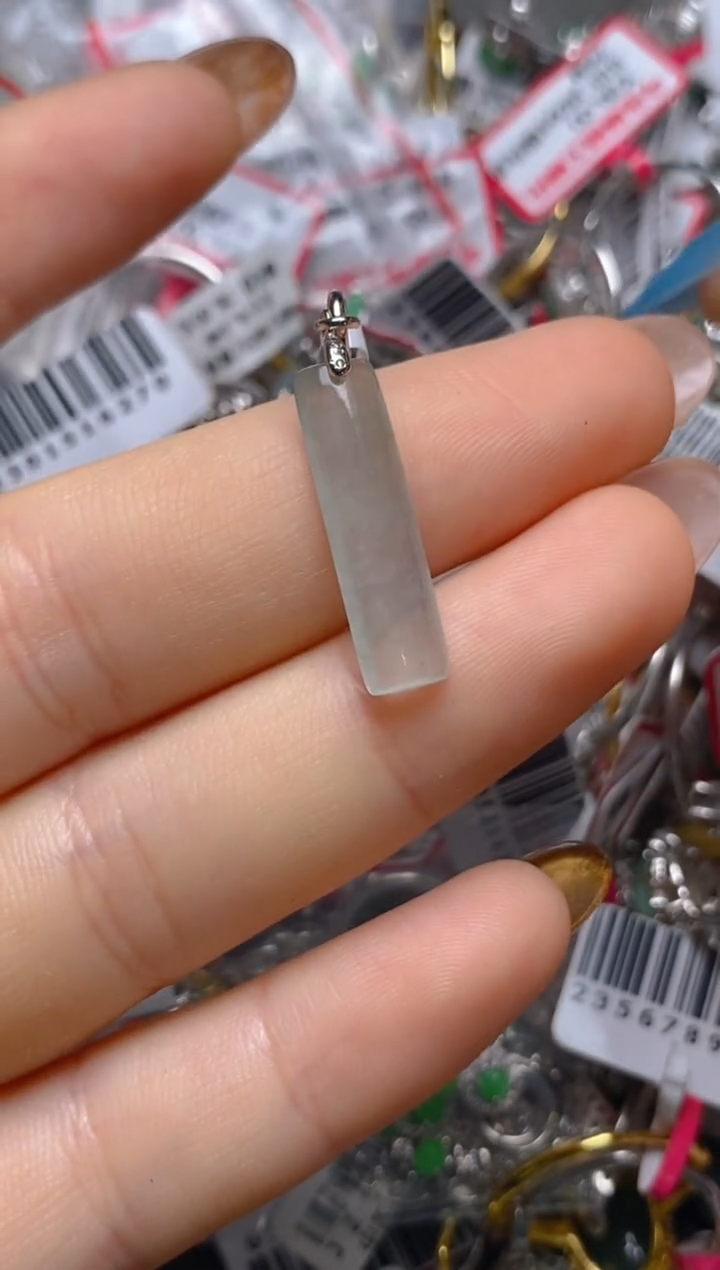 银S925镶嵌戒指翡翠百内无证书