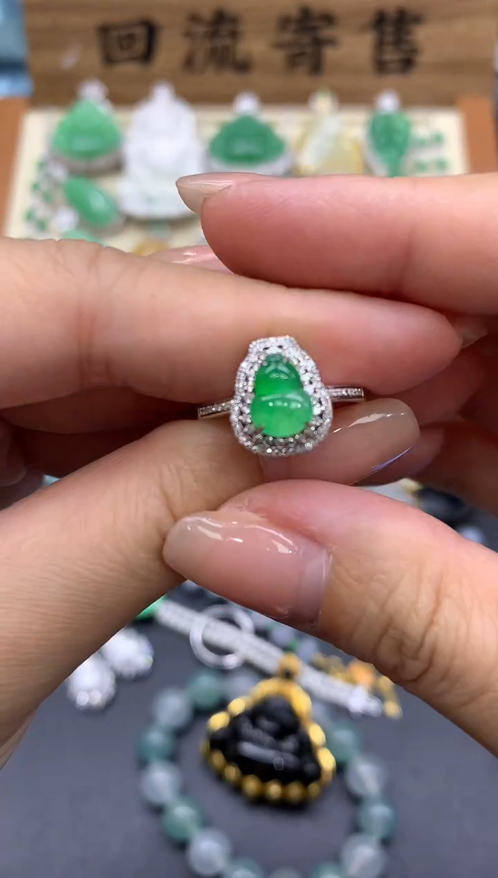 【闪购商品】翡翠戒指18K金镶嵌165-中国好珍宝