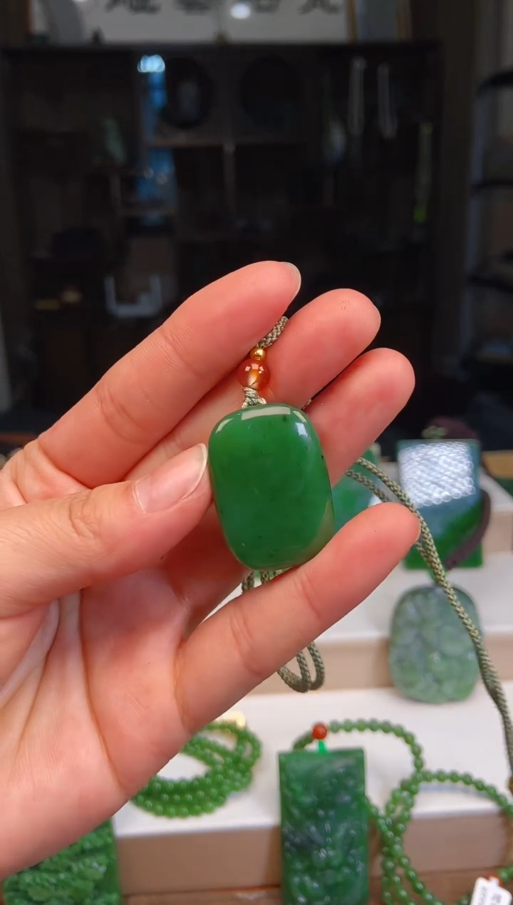 【闪购商品】和田玉挂件未镶嵌1