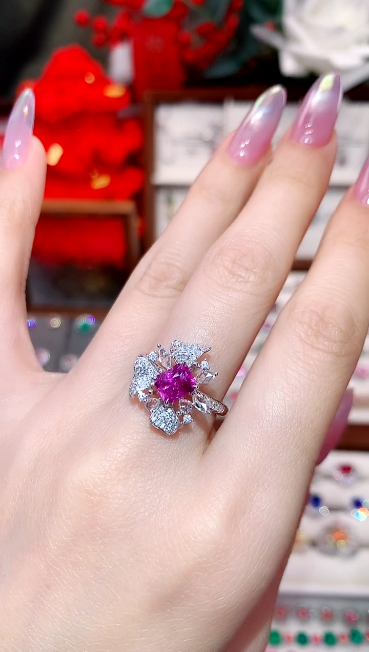 彩色蓝宝石戒指18K金镶嵌1.2ct/天然宝石/七天无理由