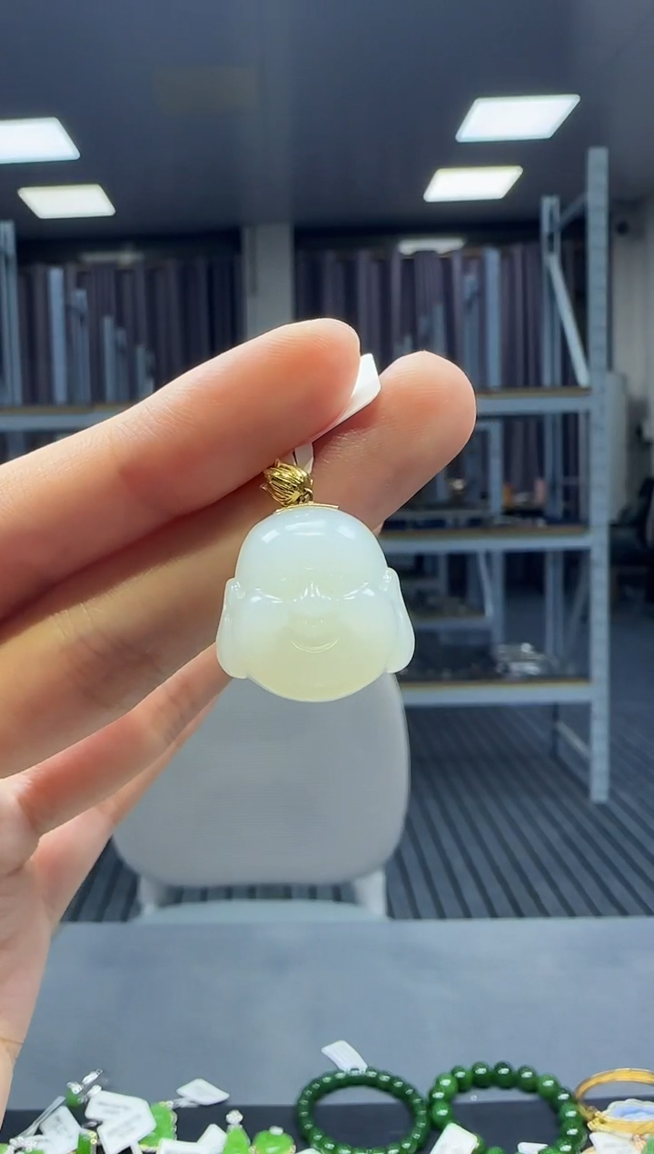 和田玉18K金镶嵌挂件1