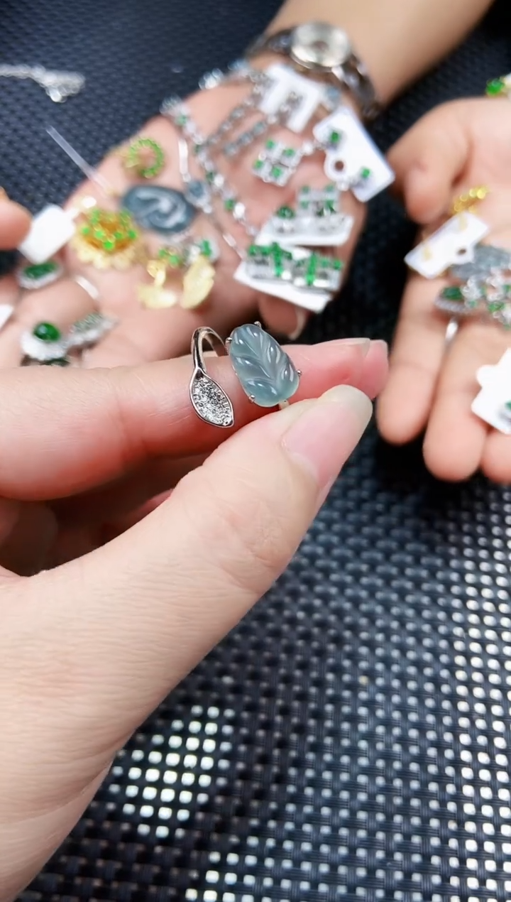 【闪购商品】翡翠戒指未镶嵌111111111