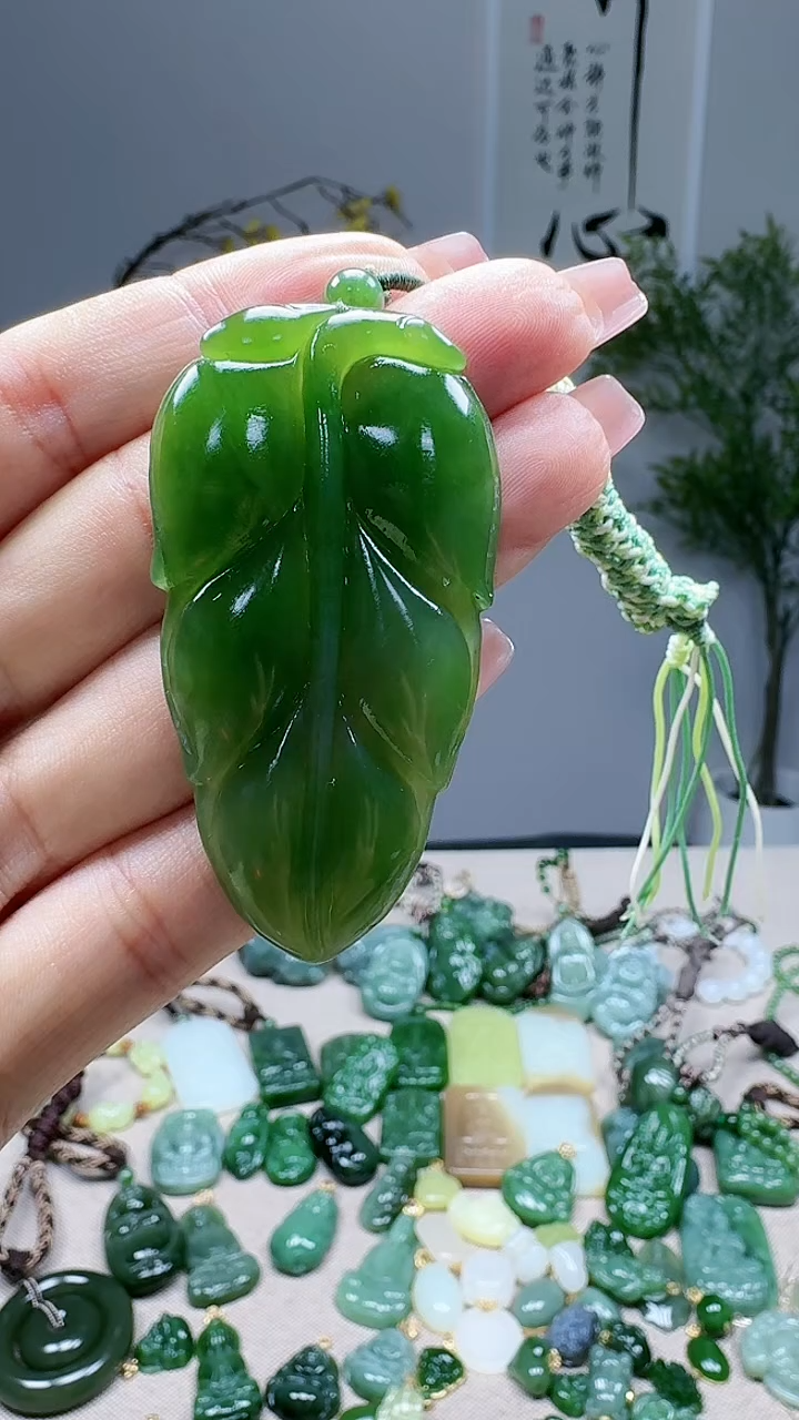 未镶嵌和田玉挂件1