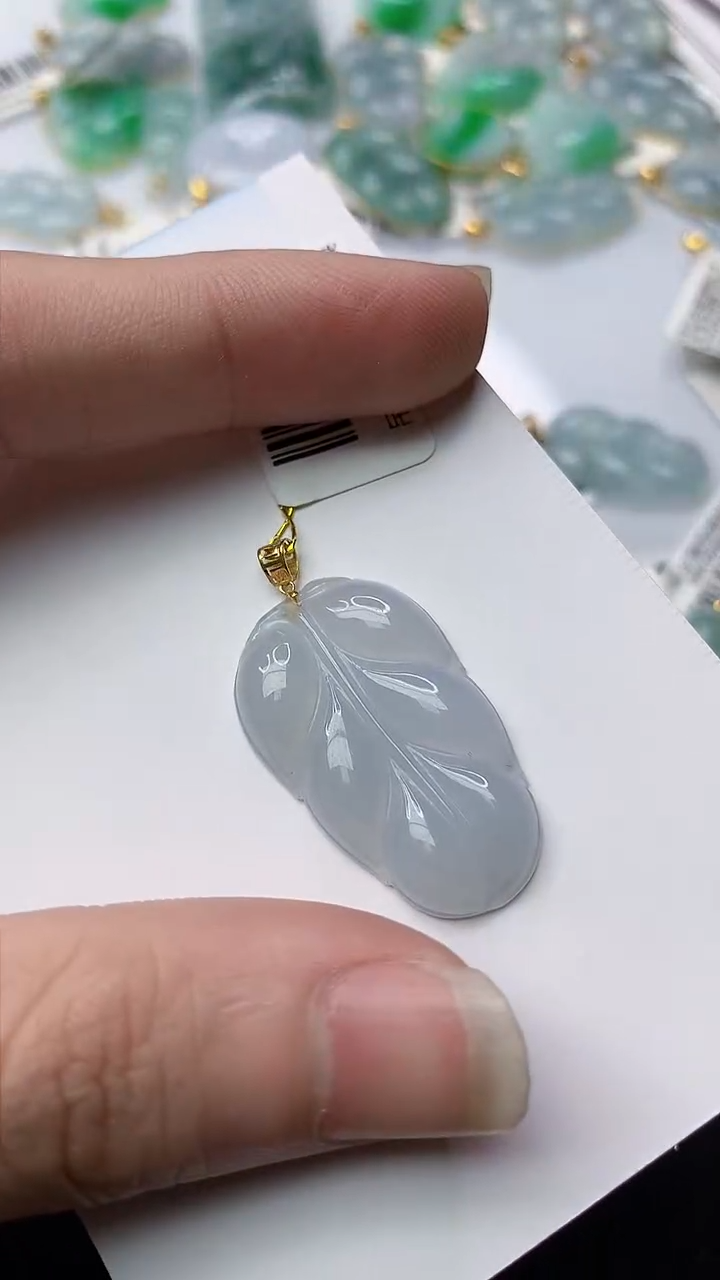 【闪购商品】翡翠颈饰18K金镶嵌2..........