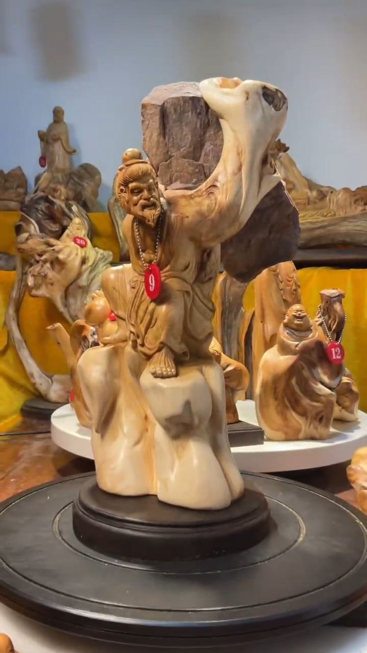 【闪购商品】柏木（崖柏）  愚公移山