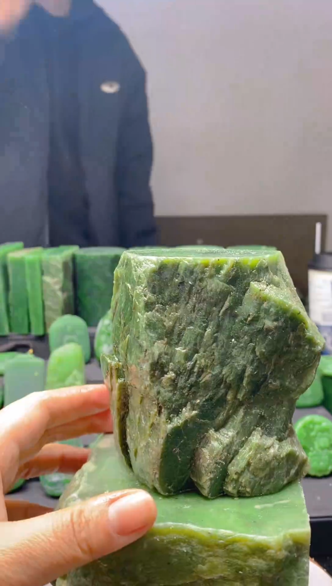 未镶嵌和田玉（碧玉）珠宝半成品1