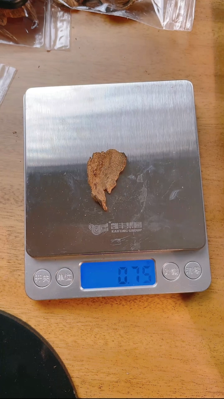 沉香碎屑沉香李胖胖芽庄