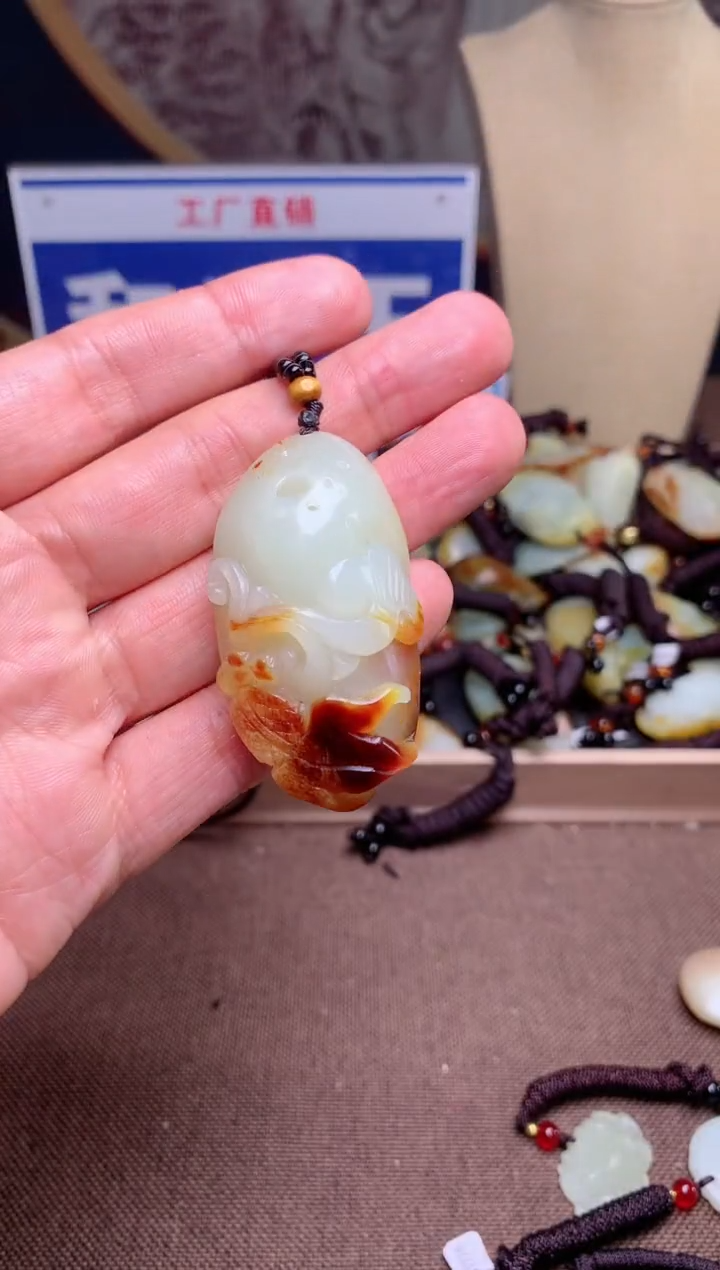 【闪购商品】和田玉颈饰未镶嵌1