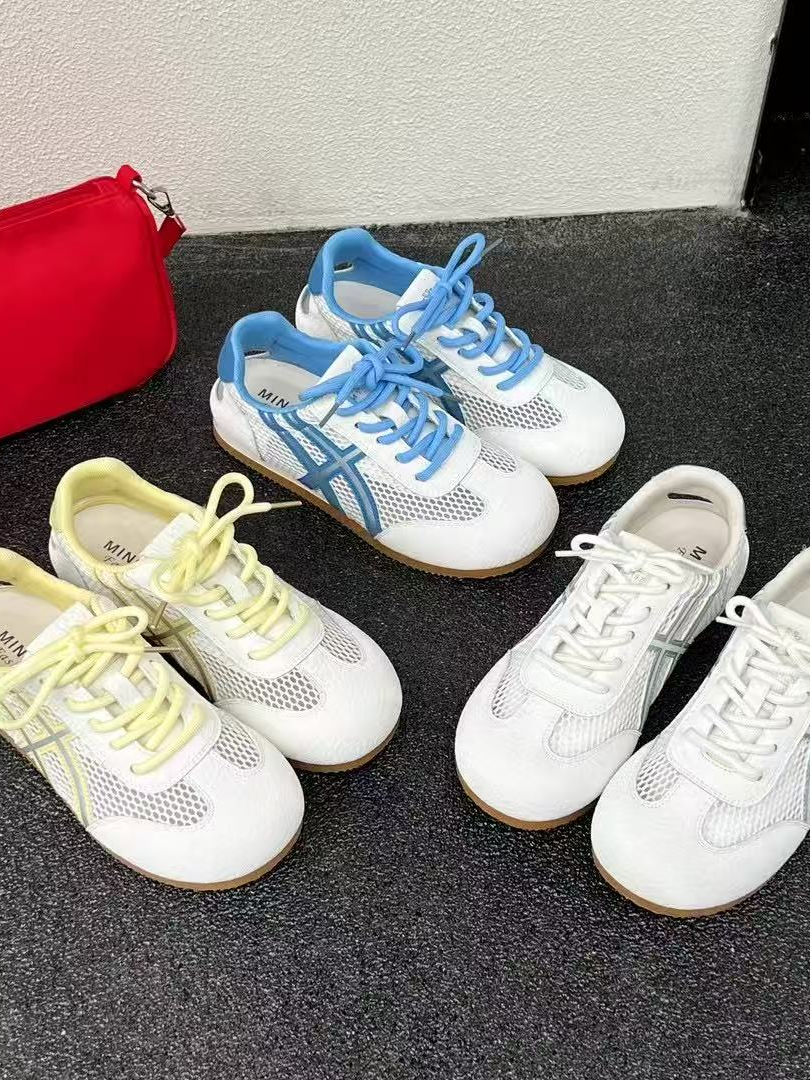 镂空单网德训女鞋