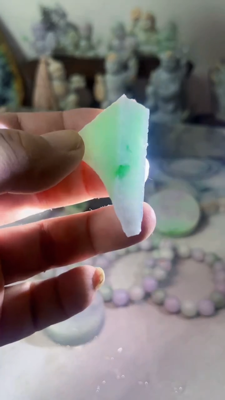 【闪购商品】翡翠吊坠(不含链)未镶嵌A60