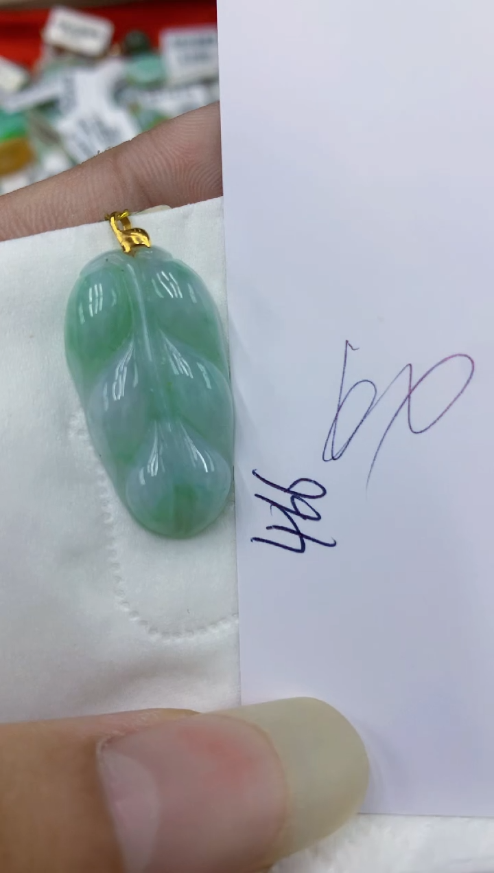 翡翠未镶嵌颈饰11111111111