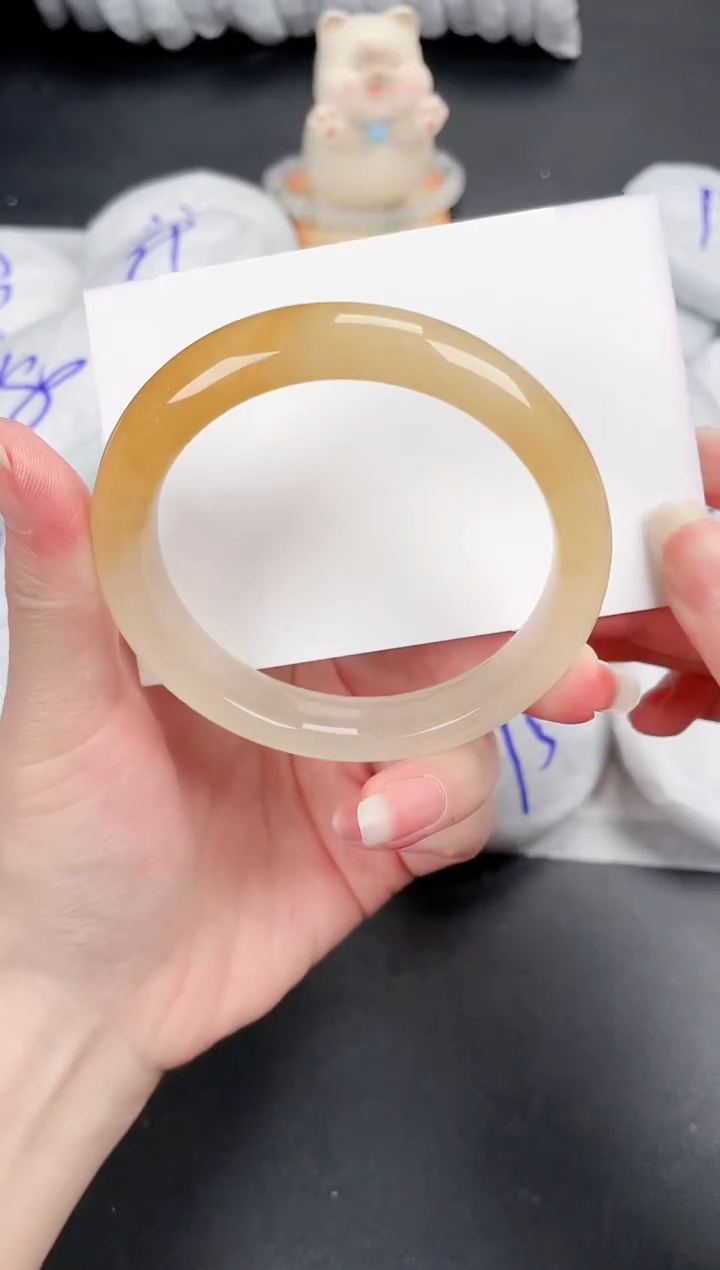 石英质玉手镯未镶嵌368-59.2