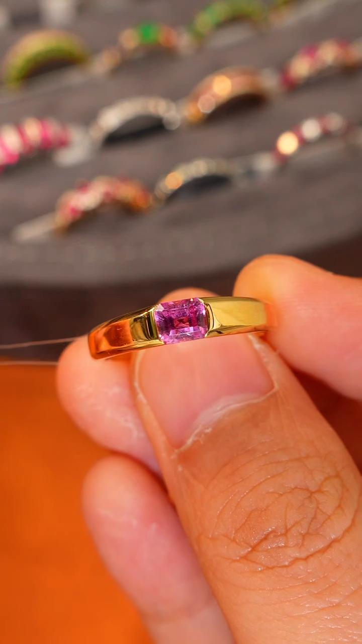 【闪购商品】彩色蓝宝石戒指18K金镶嵌0.55ct无烧帕帕拉恰