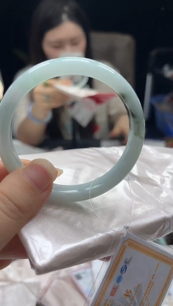 未镶嵌手镯翡翠0131807232有纹裂瑕疵已告知