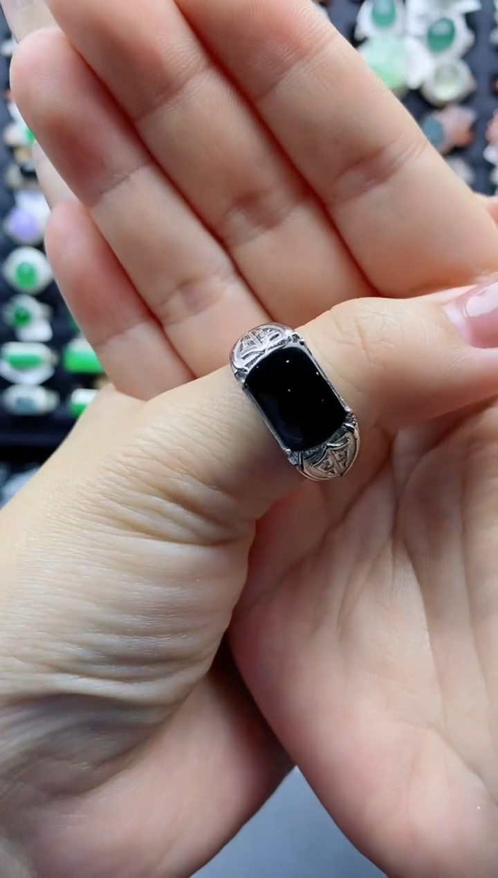 【闪购商品】翡翠戒指银S925镶嵌天然翡翠男戒