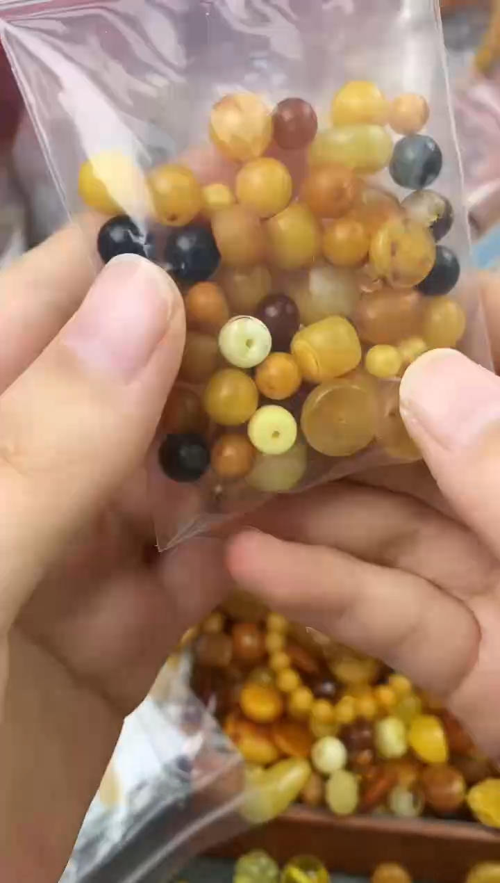 【闪购商品】未镶嵌琥珀珠宝奇石102