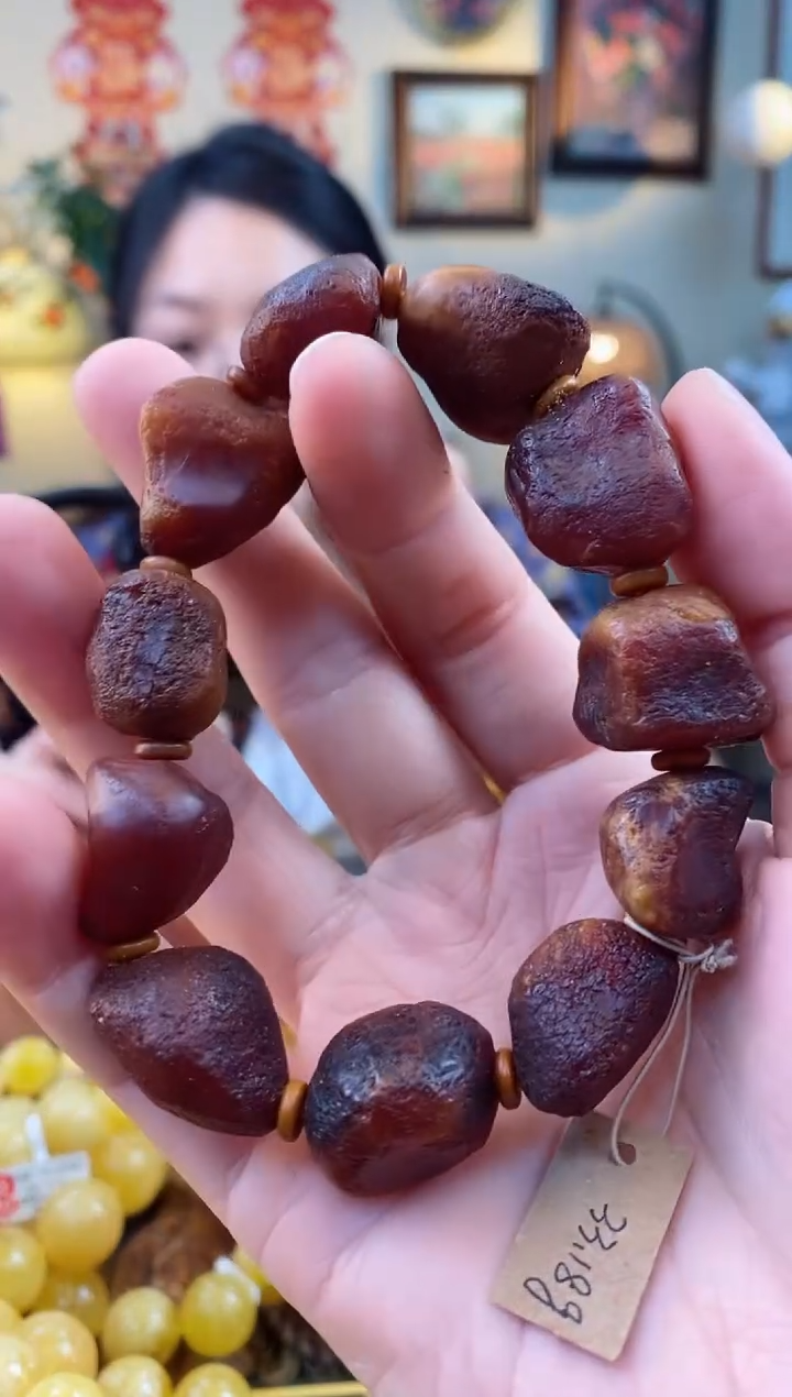 【闪购商品】琥珀手串未镶嵌手串