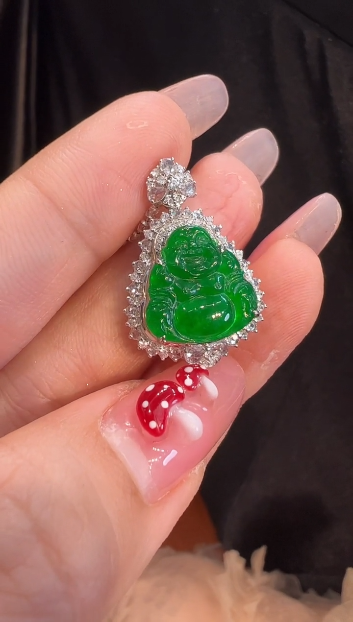 【闪购商品】翡翠颈饰18K金镶嵌吊坠