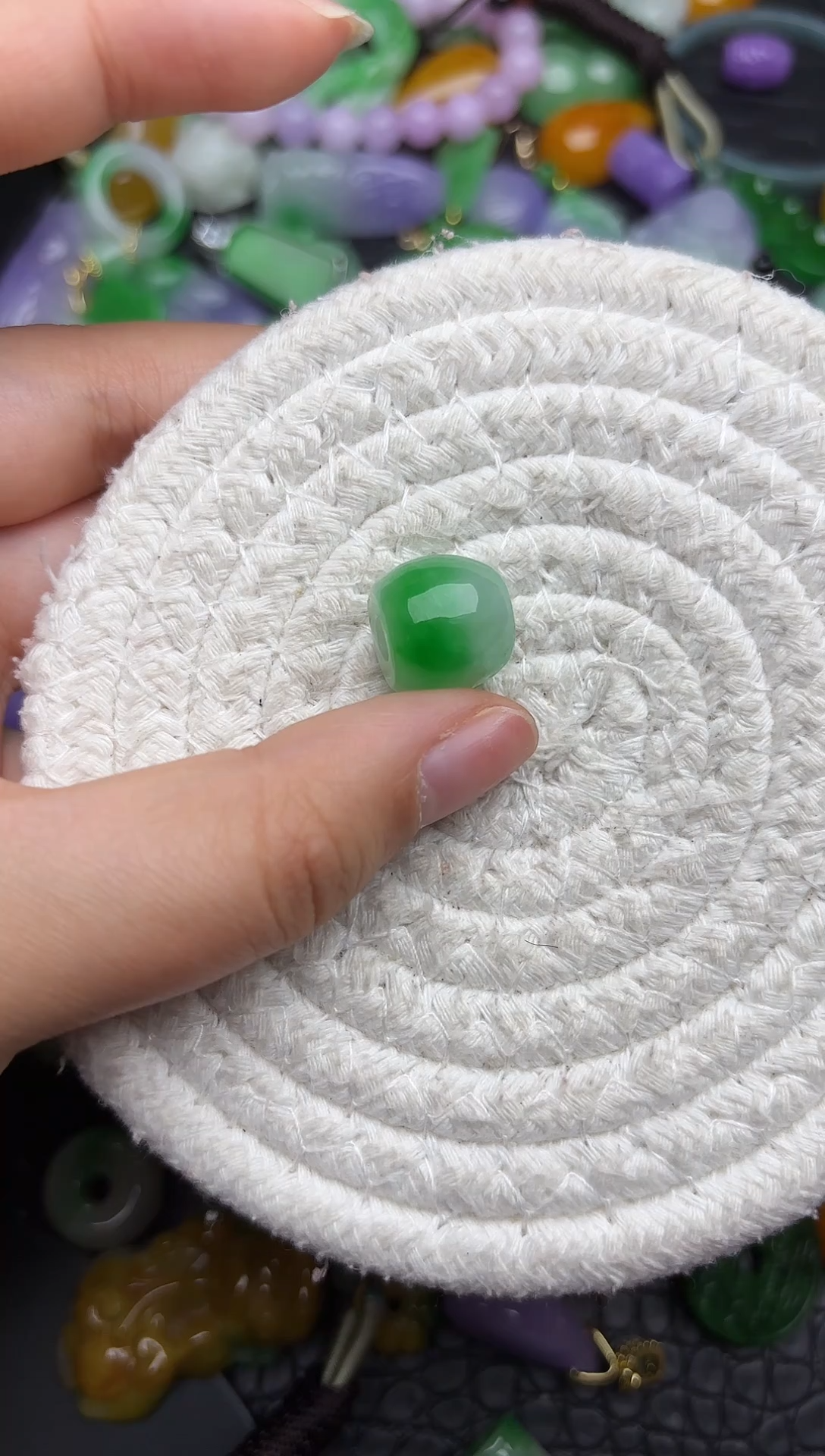 颈饰未镶嵌翡翠缅甸翡翠吊坠