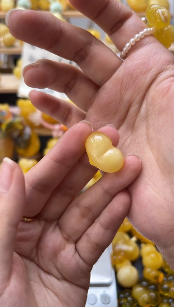 琥珀未镶嵌珠宝奇石122琥珀蜜蜡微瑕