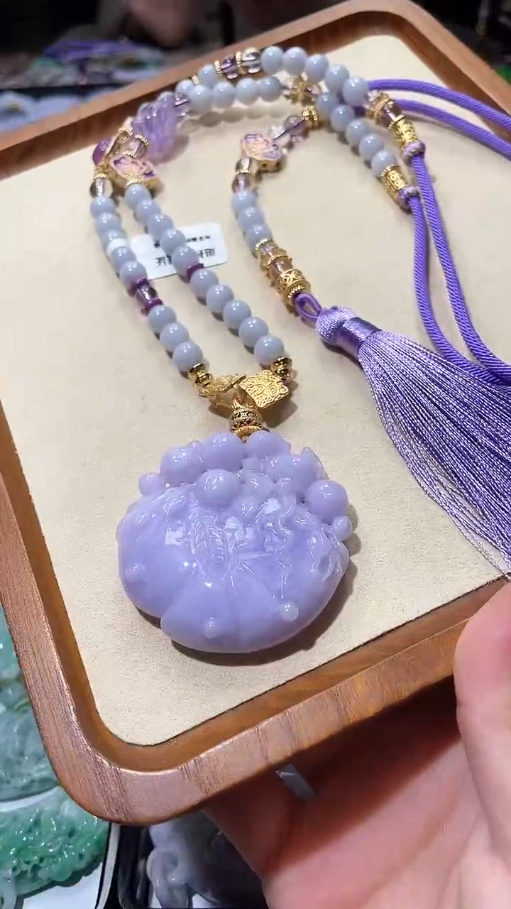 【闪购商品】翡翠颈饰未镶嵌吊坠