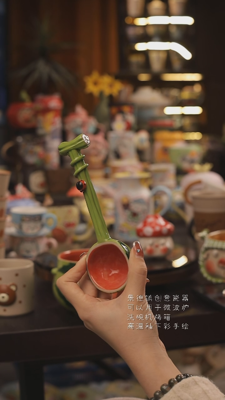 景德镇釉下彩绘设计师款式陶瓷