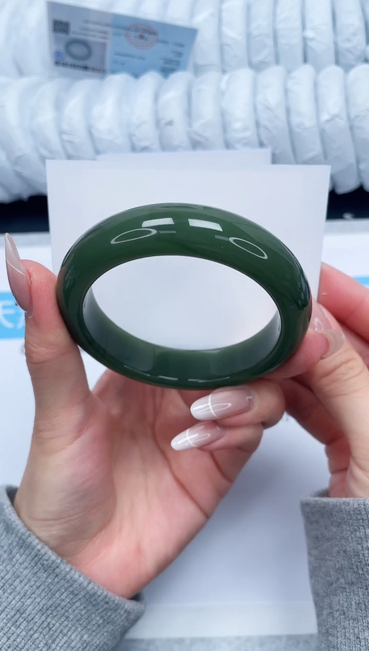 【闪购商品】石英质玉未镶嵌手镯37-58.1