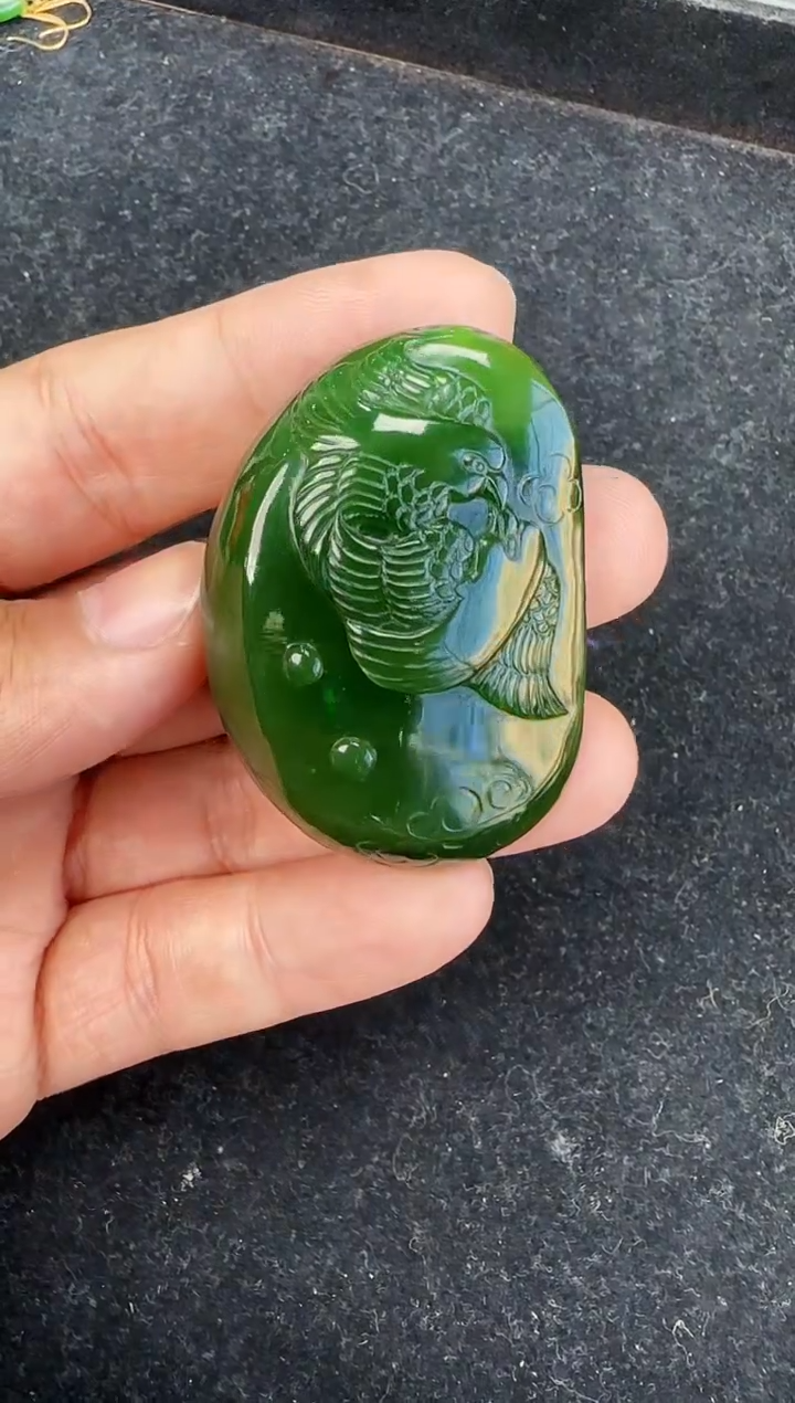 和田玉未镶嵌颈饰喜上眉梢