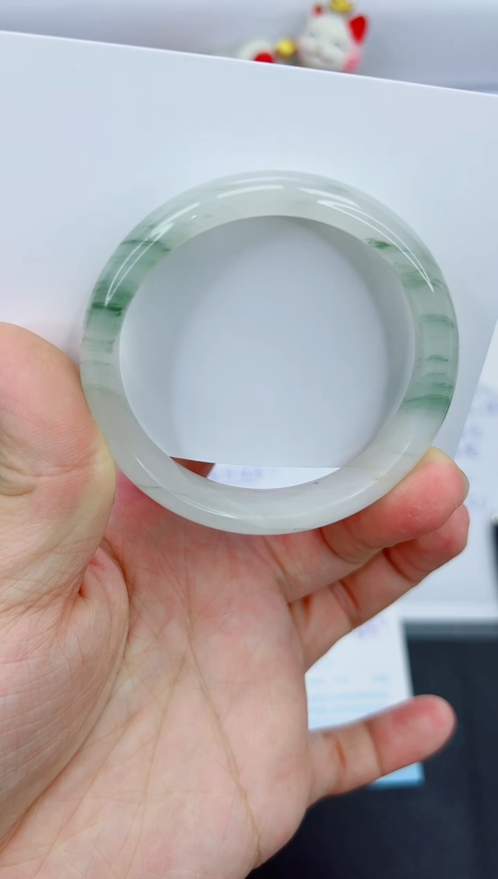 【闪购商品】石英质玉手镯未镶嵌396-53.4