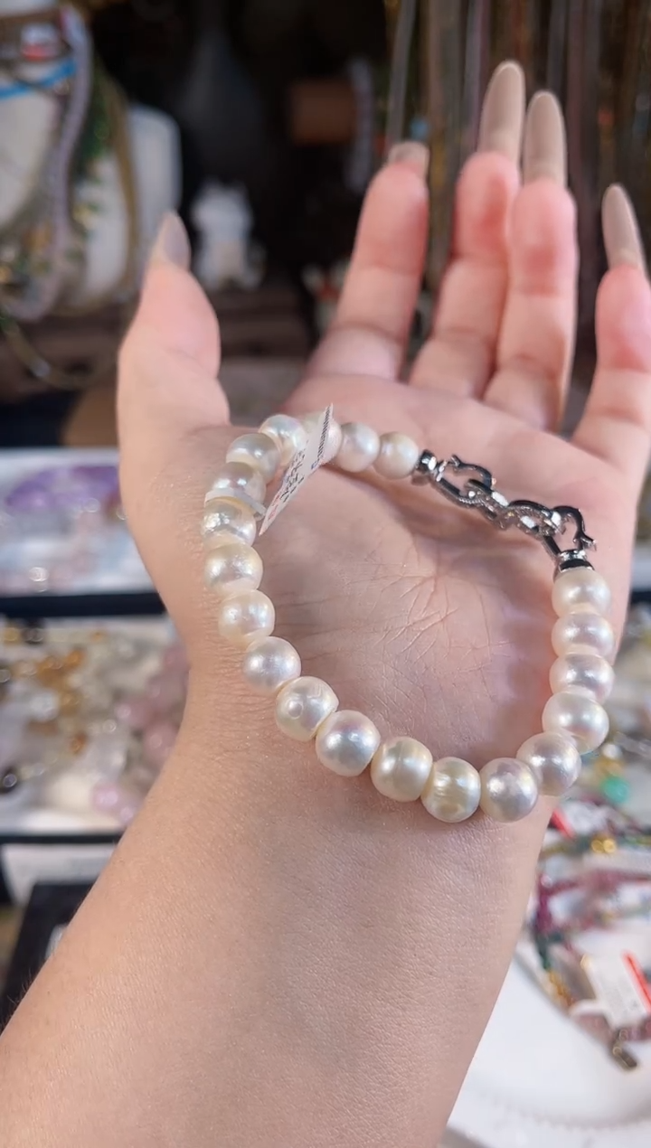 【闪购商品】淡水珍珠手绳未镶嵌多样性发货其一
