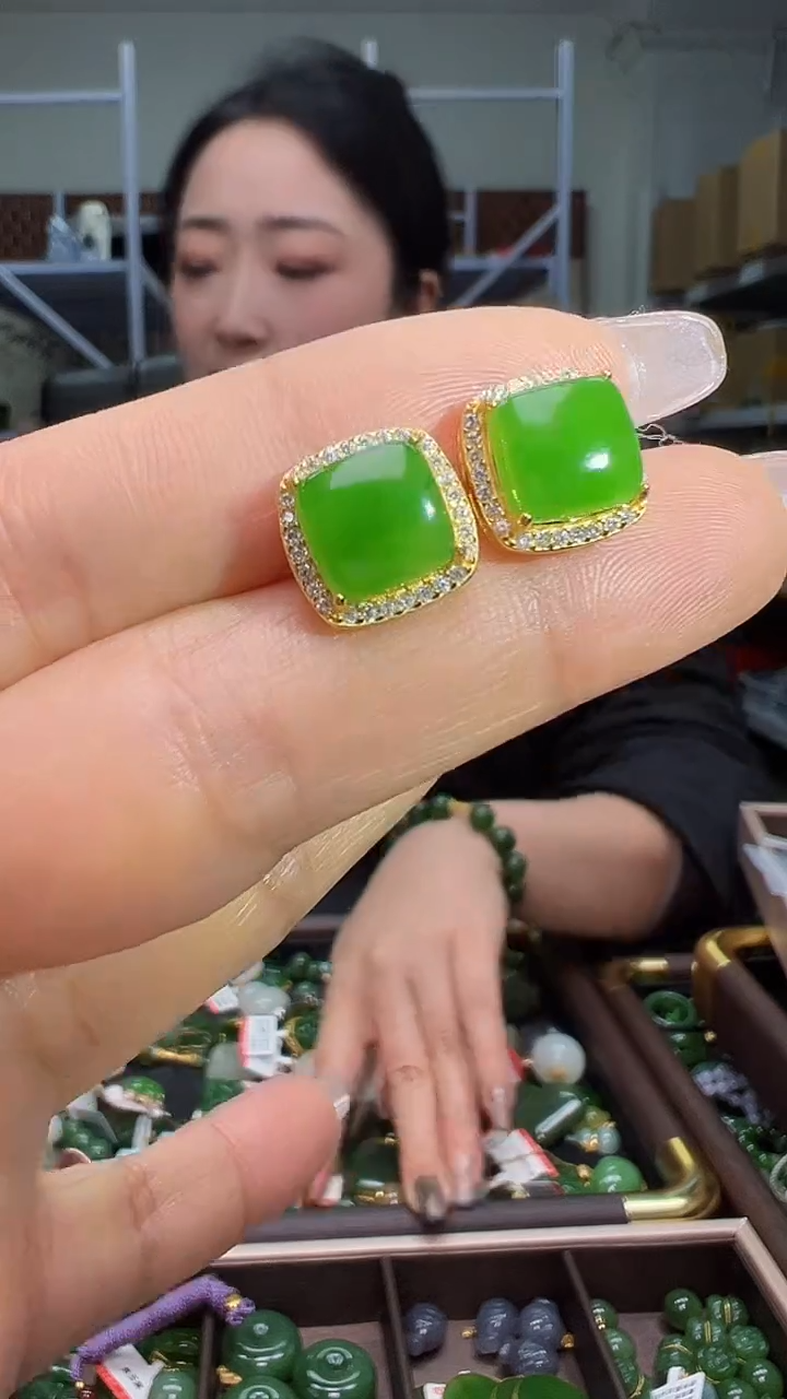 颈饰银S925镶嵌和田玉（多样性发货.发其一)12.23.10