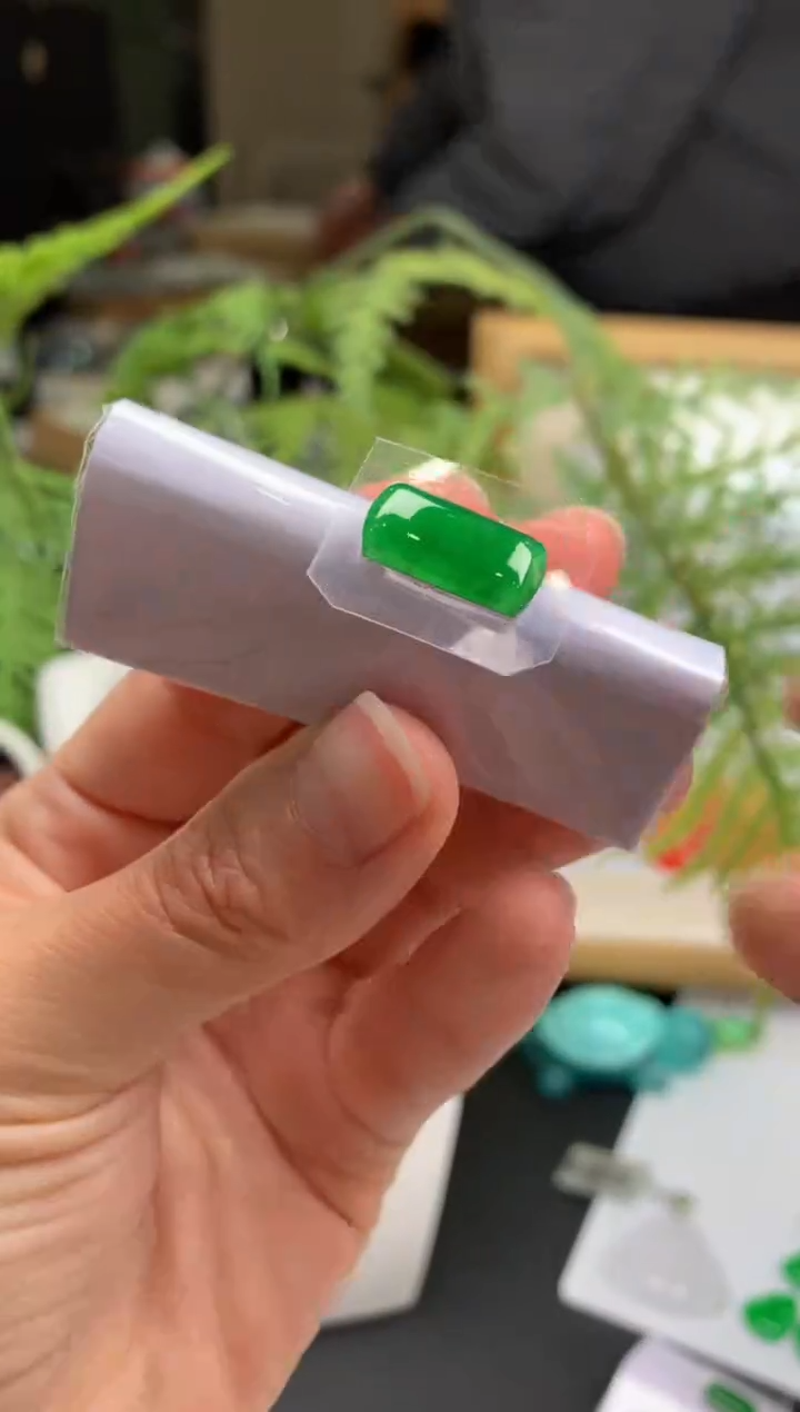 【闪购商品】定制翡翠未镶嵌吊坠-92361