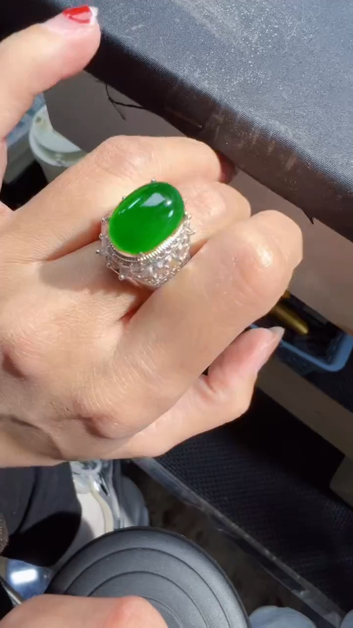 【闪购商品】定制翡翠未镶嵌蛋面1