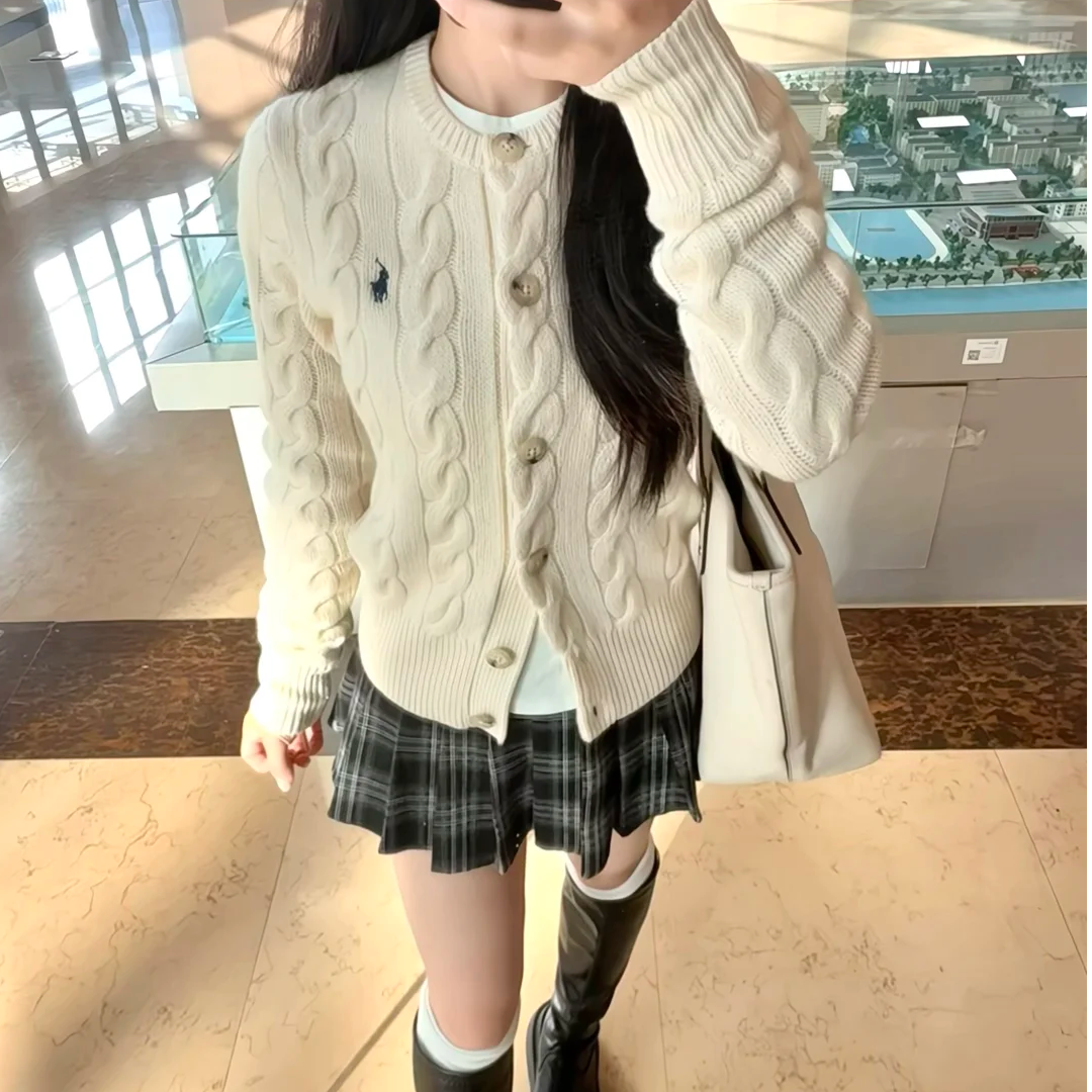 小马家纯色羊毛圆领纽扣针织毛衣显瘦百搭慵懒风毛衣