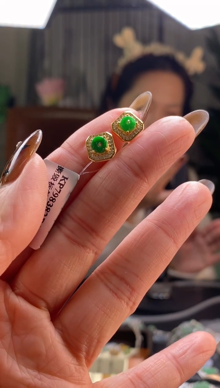 颈饰银S925镶嵌翡翠净货15692