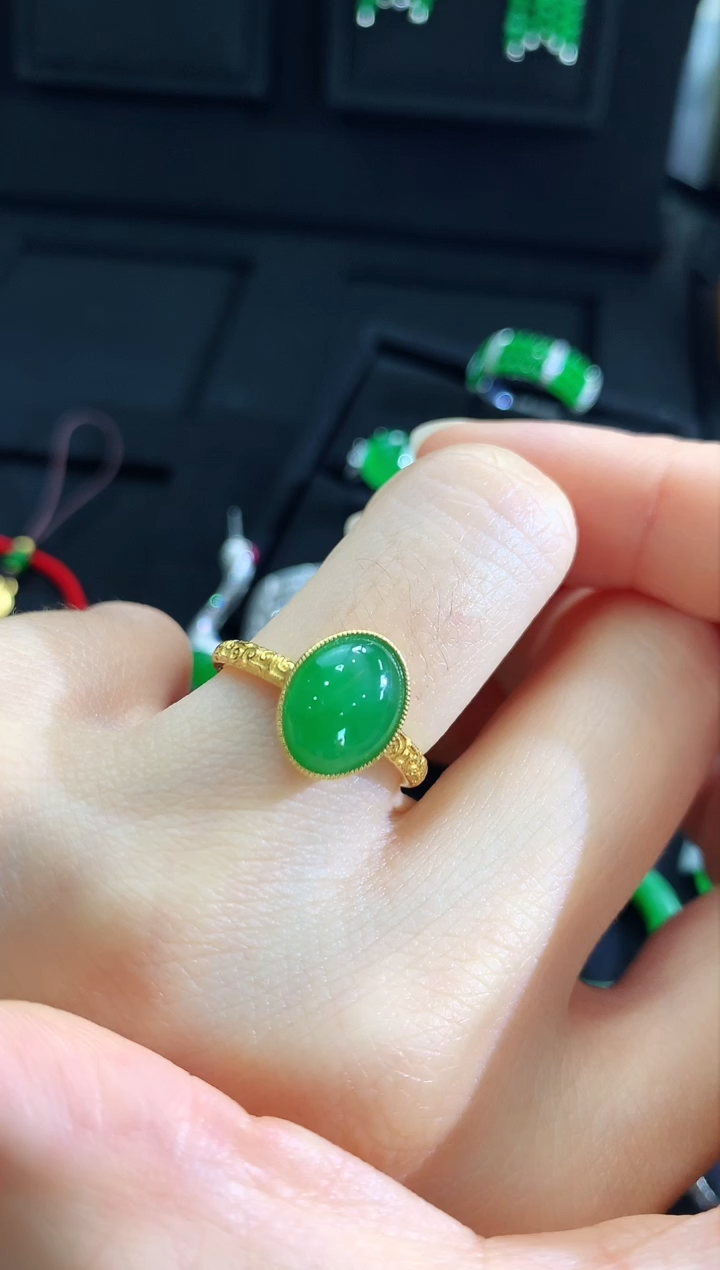 【闪购商品】翡翠戒指18K金镶嵌戒指