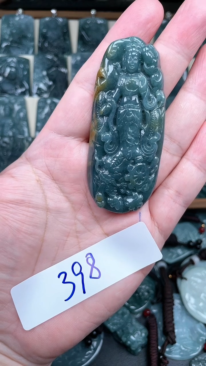 【闪购商品】翡翠颈饰未镶嵌天然A货翡翠一物一证