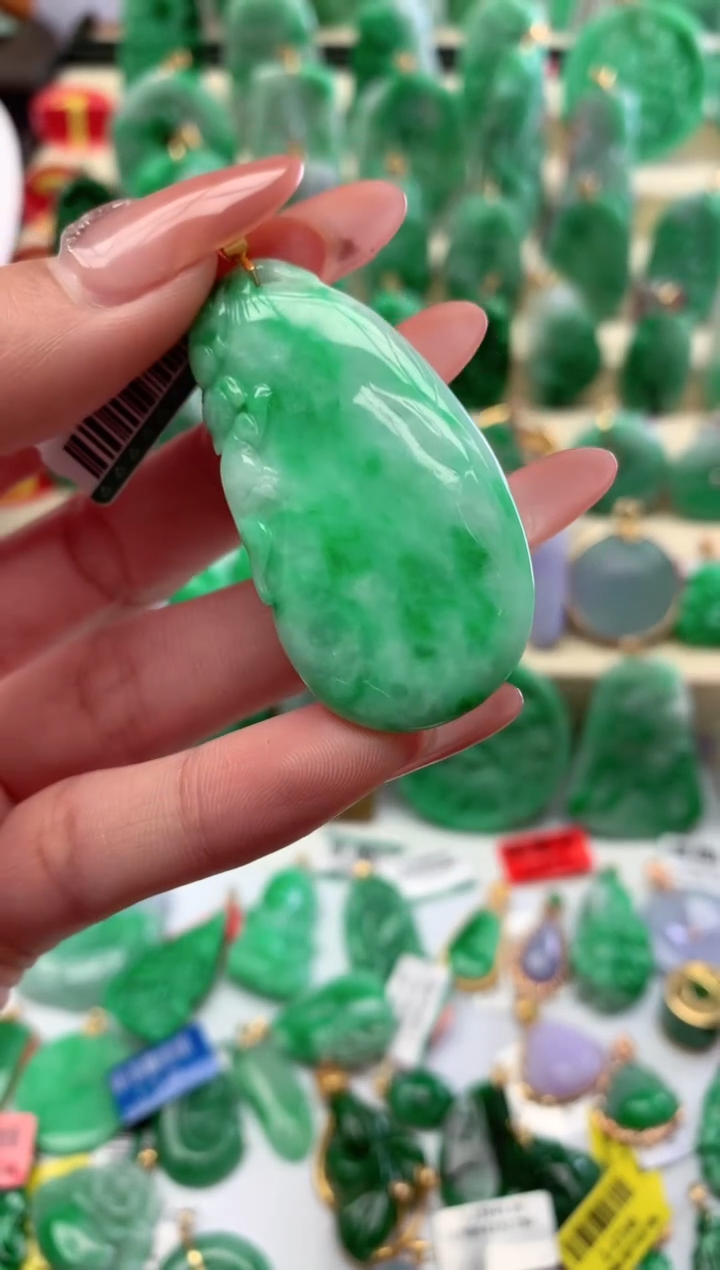 【闪购商品】翡翠颈饰18K金镶嵌挂件