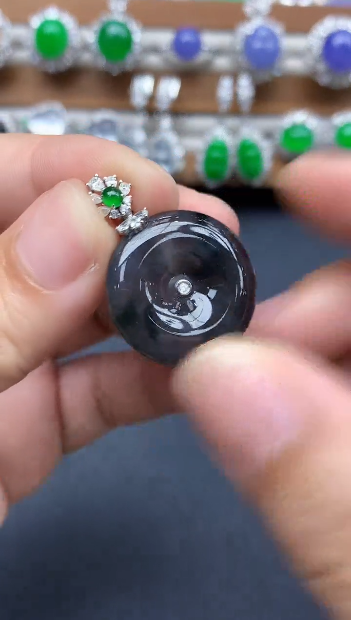 颈饰18K金镶嵌翡翠470-中国好珍宝