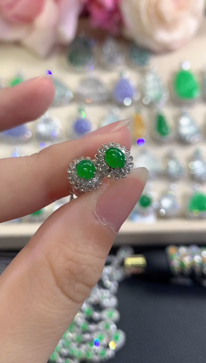 18K金镶嵌翡翠耳饰b133      